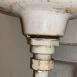 トイレ接続部(タンクと便器・給水管・排水管の継ぎ目)から水漏れする原因を徹底解説